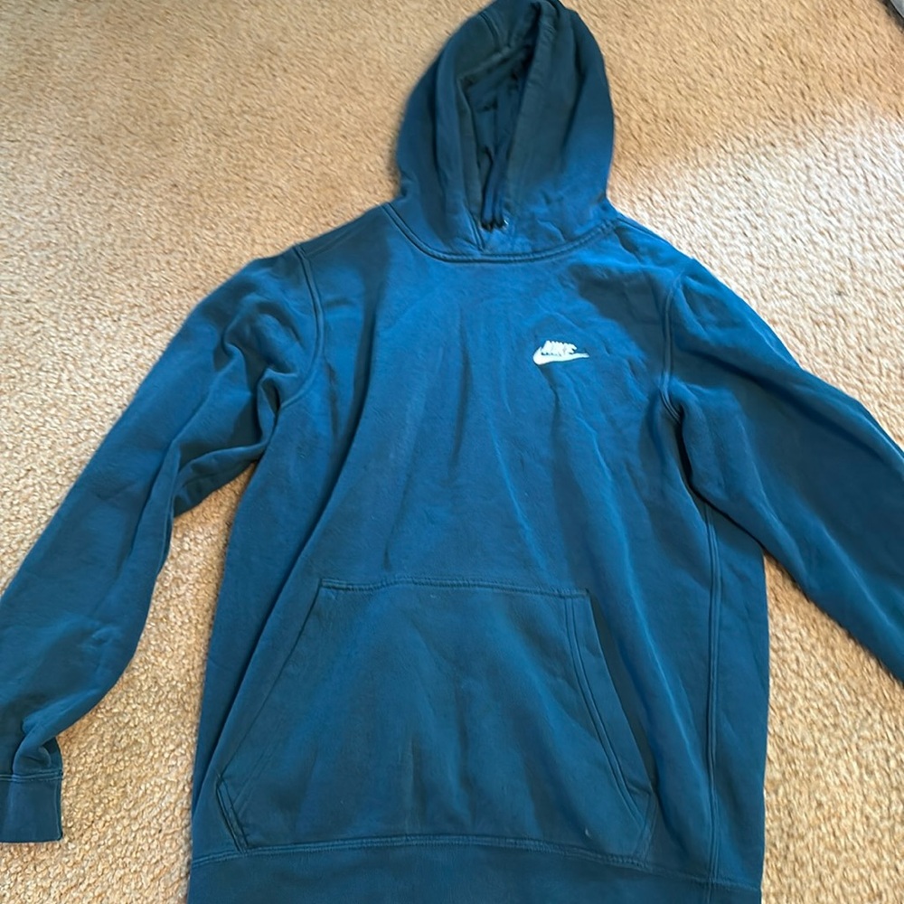 Nike Club Fleece Hoodie in Dark Blue